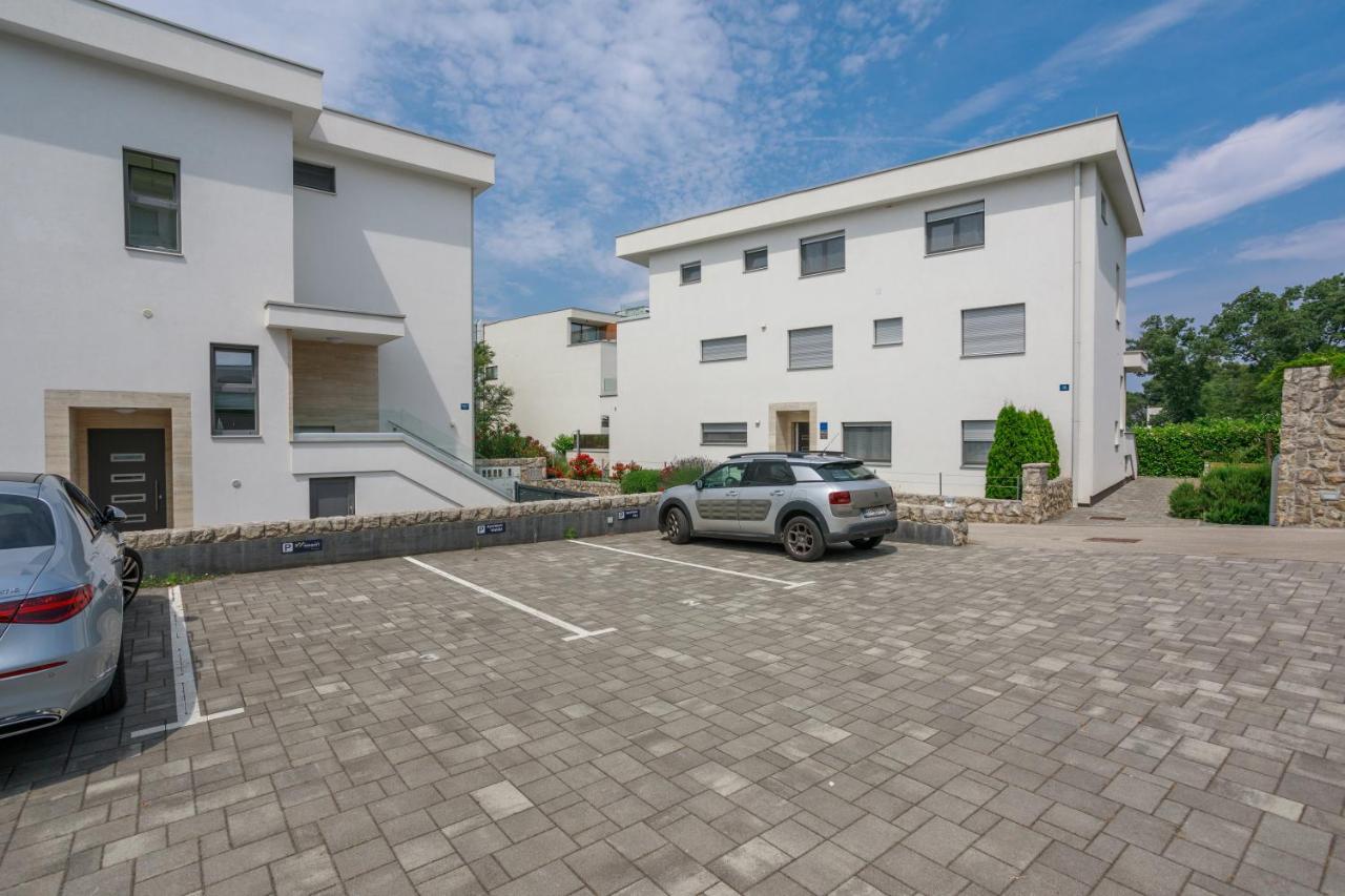 Apartments Vengust Малинська Екстер'єр фото